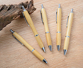 but-bi-go-tre-in-logo-quang-cao-patr-05